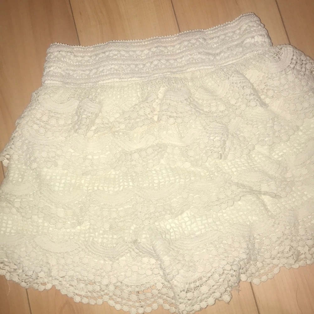 White ruffle lace shorts